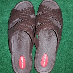 Okabashi Cross-Strap Women's Slides-Size M